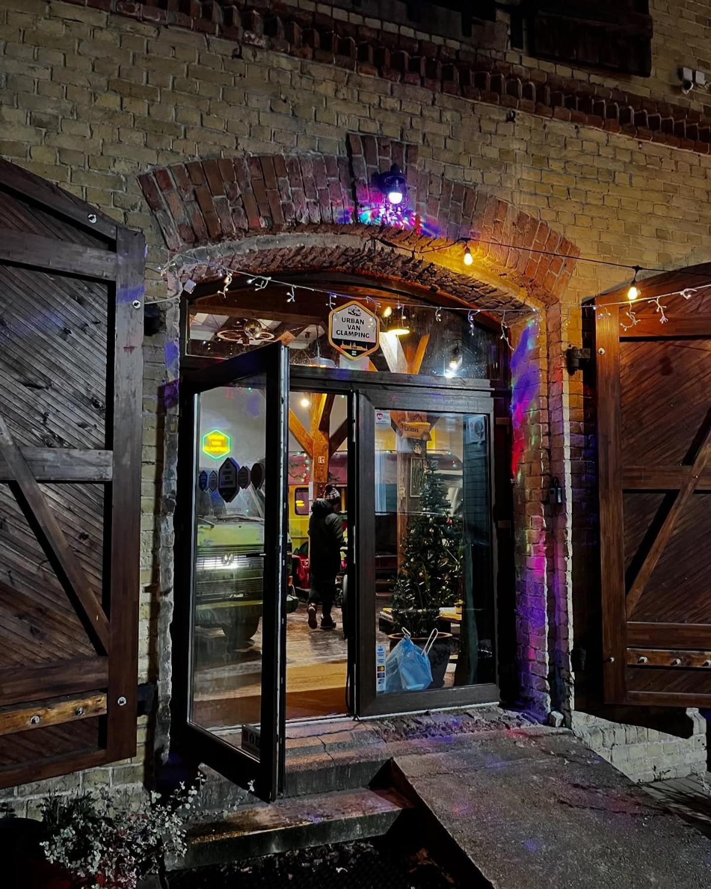 Urban Van Glamping Riga Luaran gambar
